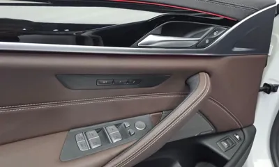 BMW 5-Series 2023, 20147 км, за 32059.78 USD - фото 28