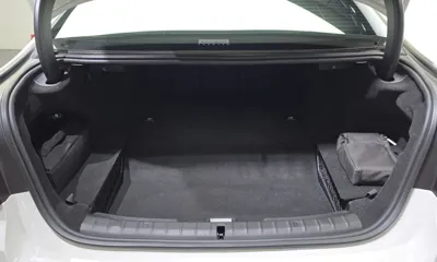 BMW 5-Series 2023, 20147 км, за 32059.78 USD - фото 32