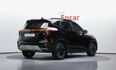 Kia Seltos 2023, 40423 км, за 13521.41 USD