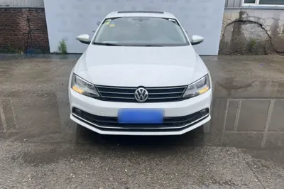 Volkswagen Sagitar 2018, 112800 км, за 8145 USD