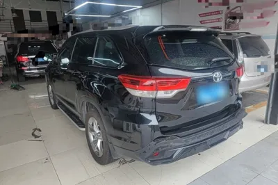 Toyota Highlander 2021, 124400 км, за 23804 USD