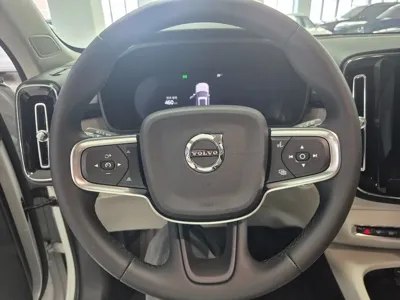 Volvo XC40 2026, 248 км, за 29253.06 USD - фото 7