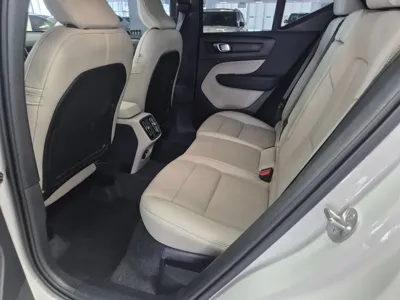 Volvo XC40 2026, 248 км, за 29253.06 USD - фото 14