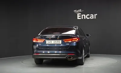 Kia K5 2016, 172179 км, за 4759.39 USD