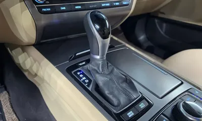 Hyundai Genesis 2016, 195073 км, за 6498.66 USD - фото 9