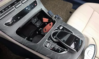 Mercedes-Benz E-Class 2021, 36334 км, за 39057.37 USD - фото 16