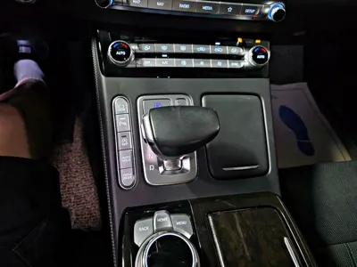 Genesis G90 2020, 133241 км, за 16738.87 USD - фото 17