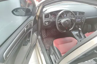Volkswagen Golf 2017, 42800 км, за 9805 USD - фото 18