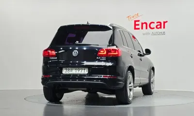 Volkswagen Tiguan 2015, 125303 км, за 8269.84 USD