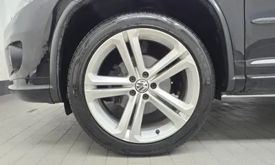 Volkswagen Tiguan 2015, 125303 км, за 8269.84 USD