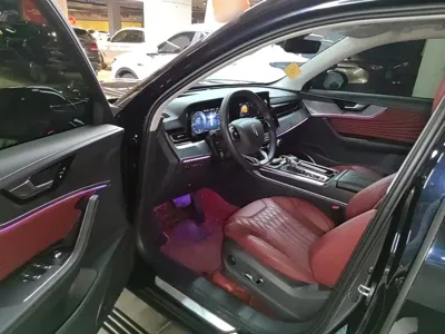 Hongqi Hongqi HS5 2024, 23000 км, за 17259.82 USD - фото 12