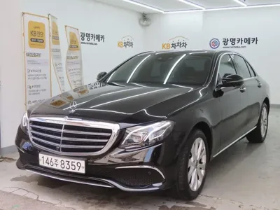 Mercedes-Benz E-Class 2019, 32011 км, за 18178.23 USD