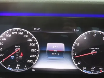 Mercedes-Benz E-Class 2019, 32011 км, за 18178.23 USD - фото 8
