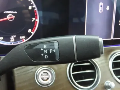 Mercedes-Benz E-Class 2019, 32011 км, за 18178.23 USD - фото 13