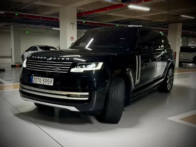 Land Rover Range Rover 2023, 101000 км, за 90512.43 USD