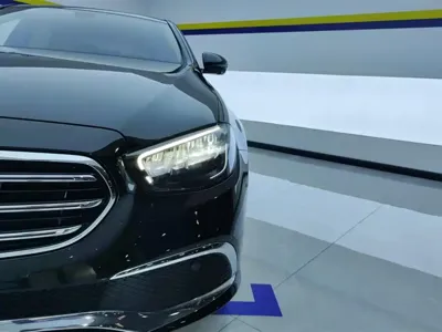 Mercedes-Benz E-Class 2023, 80100 км, за 36431.4 USD