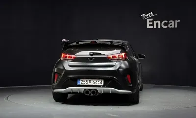 Hyundai Veloster 2018, 77184 км, за 7870.55 USD
