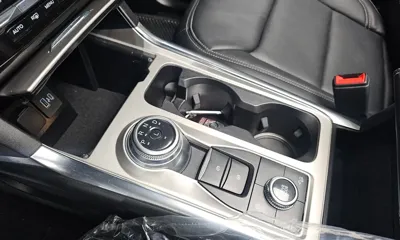 Ford Explorer 2021, 44803 км, за 20349.22 USD - фото 9