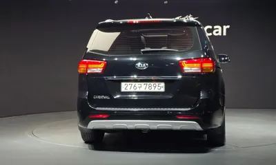 Kia Canival 2017, 135186 км, за 8325.07 USD