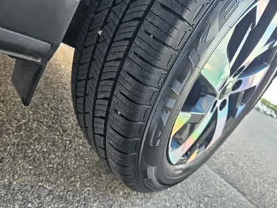 Kia Sorento 2021, 75472 км, за 15960.92 USD
