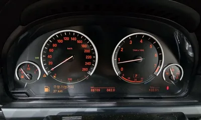 BMW 6-Series 2011, 88709 км, за 17874.16 USD - фото 8