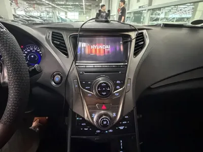 Hyundai Grandeur 2012, 171493 км, за 2487.86 USD