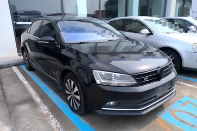 Volkswagen Sagitar 2018, 189300 км, за 8319 USD