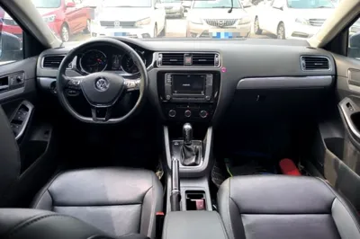 Volkswagen Sagitar 2018, 189300 км, за 8319 USD - фото 12