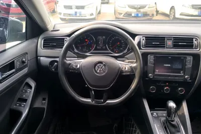 Volkswagen Sagitar 2018, 189300 км, за 8319 USD - фото 13