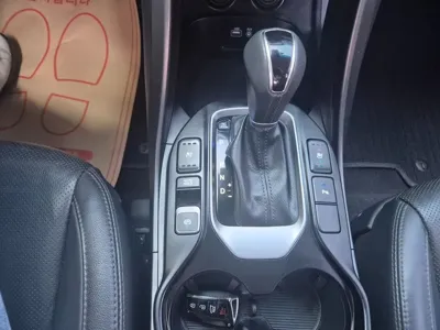 Hyundai Maxcruz 2017, 129857 км, за 8927.4 USD - фото 9