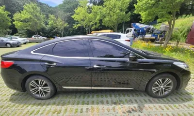 Hyundai Grandeur 2014, 190000 км, за 3216.49 USD