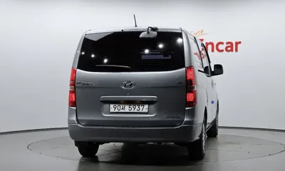 Hyundai Starex 2017, 64578 км, за 8998.95 USD