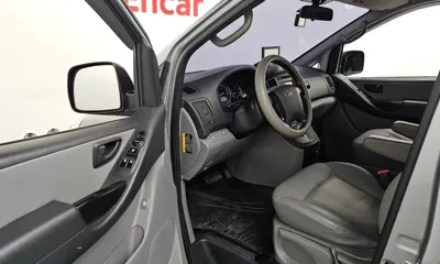Hyundai Starex 2017, 64578 км, за 8998.95 USD - фото 10