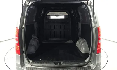 Hyundai Starex 2017, 64578 км, за 8998.95 USD - фото 20