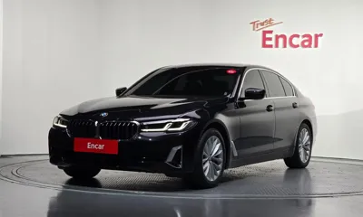 BMW 5-Series · 2022 год