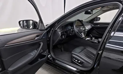 BMW 5-Series 2022, 61807 км, за 22924.32 USD - фото 10