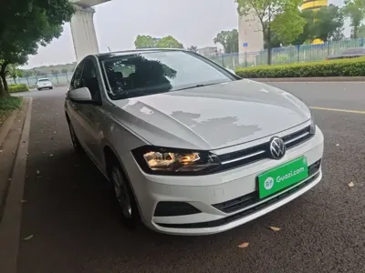 Volkswagen Polo 2022, 14100 км, за 8740.27 USD