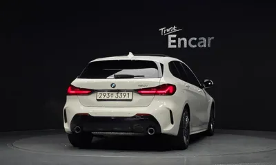 BMW 1-Series 2022, 56608 км, за 16016.8 USD