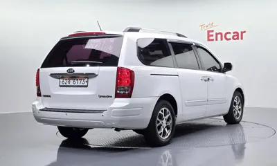 Kia Canival 2014, 177970 км, за 3610.35 USD