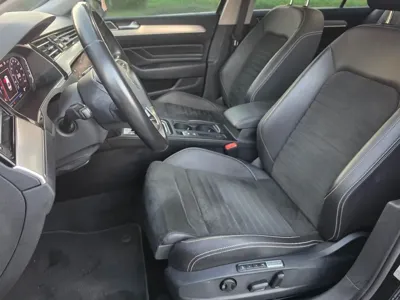 Volkswagen Passat 2021, 86568 км, за 14496.52 USD - фото 10