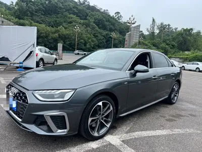 Audi A4L · 2020 год