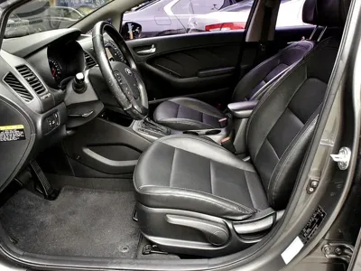 Kia K3 2013, 64300 км, за 3510.37 USD