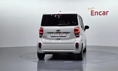 Kia Ray 2018, 127810 км, за 8775.92 USD