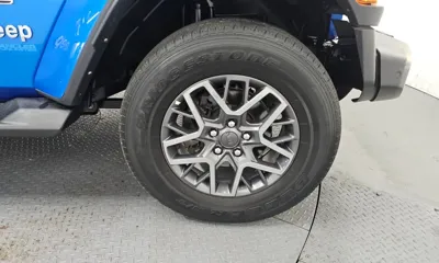 Jeep Wrangler 2022, 43028 км, за 38916.41 USD