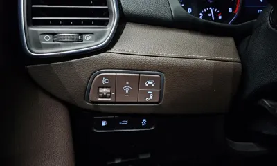 Hyundai Grandeur 2018, 117974 км, за 8400.07 USD - фото 16