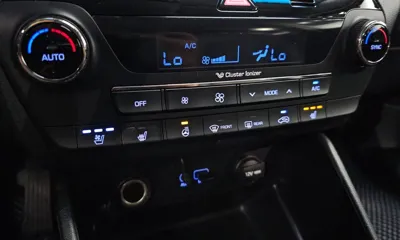 Hyundai Tucson 2016, 142591 км, за 6244.71 USD - фото 18