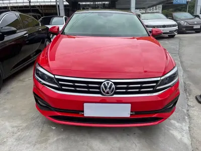 Volkswagen Lamando 2018, 65000 км, за 6884.41 USD