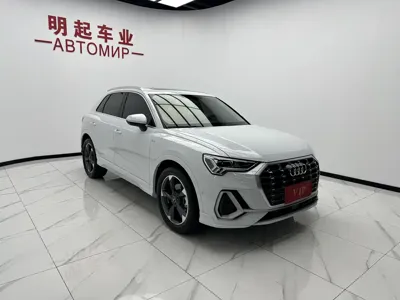 Audi Q3 2022, 23000 км, за 26492.19 USD