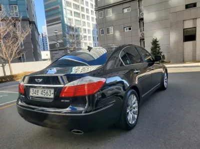 Hyundai Genesis 2010, 160107 км, за 2665.28 USD - фото 6