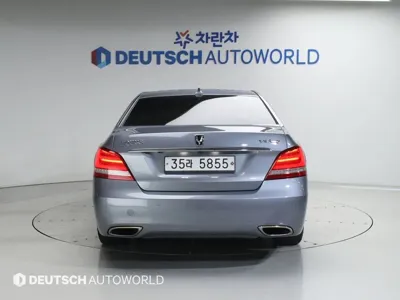 Hyundai Equus 2015, 171471 км, за 3872.92 USD